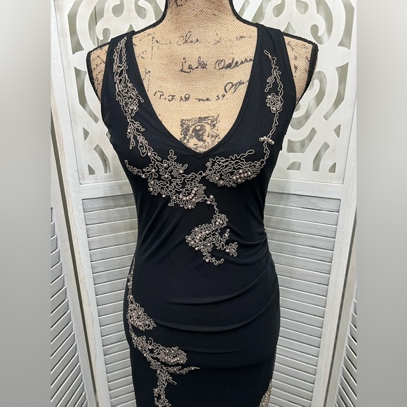 Karen Millen Black Embroidered Sleeveless Dress Size 8 Used - Picture 3 of 17